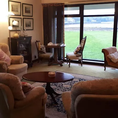 بيت للعطل Helensville House *
