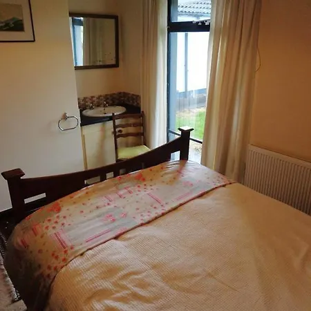 Helensville House بيت للعطل
